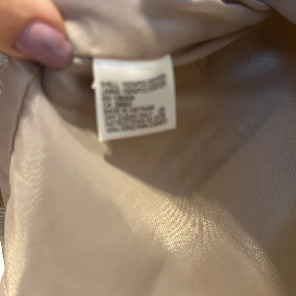 Tahari Arthur S. Levine cocktail tan/gold/ platinum floral print size 4. NWOT - Picture 7 of 7